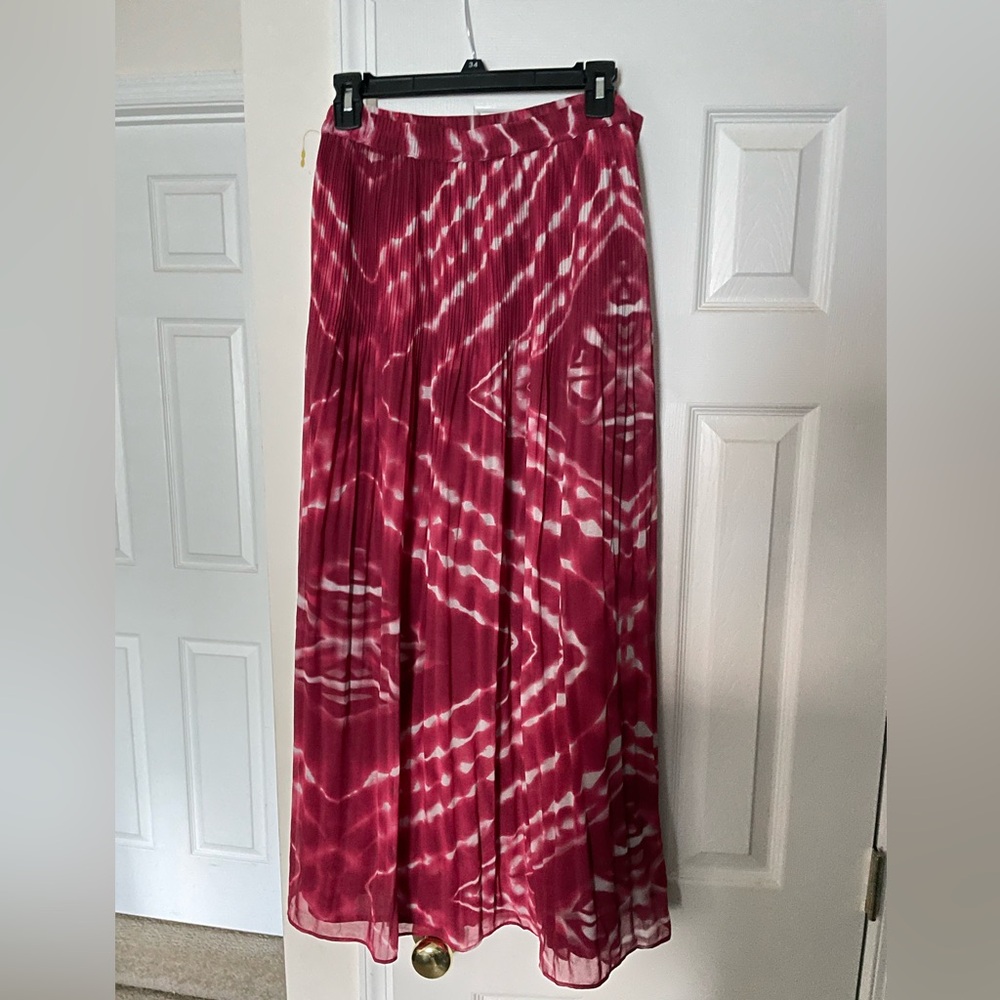 chico’s tye dyed pleated maxi skirt